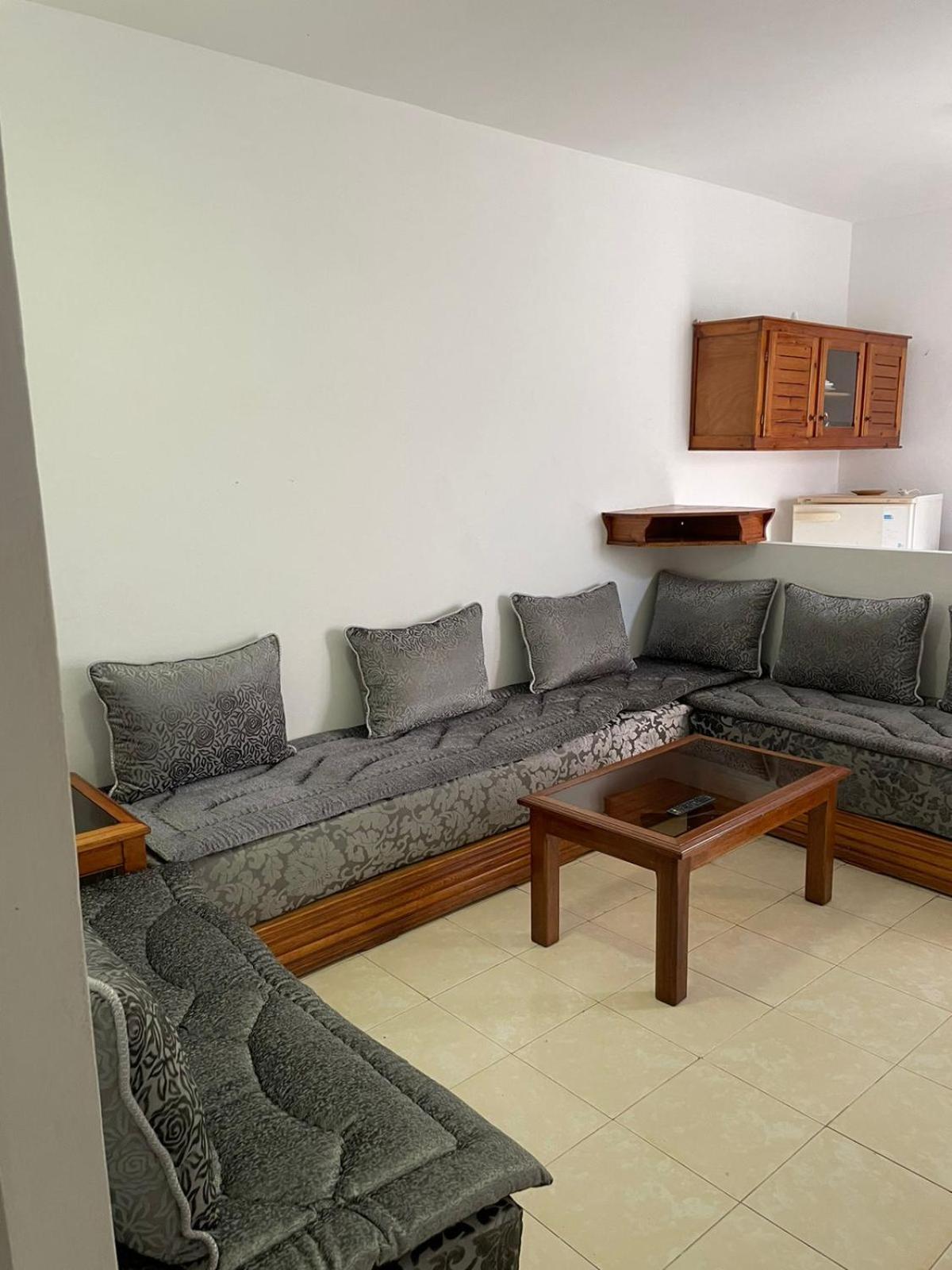 Calairis House Apartment Асила Екстериор снимка